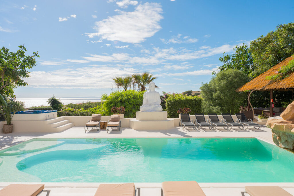 WEB RES VILLAGAZEBO 4